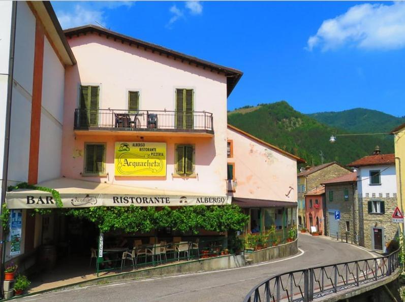 Hotel Acquacheta Valtancoli 3*