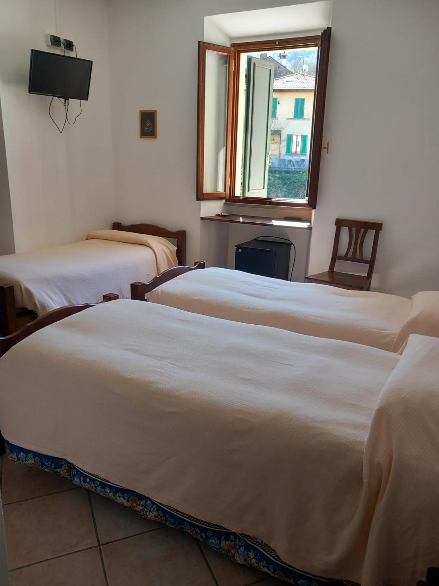 Hotel Acquacheta Valtancoli 3*