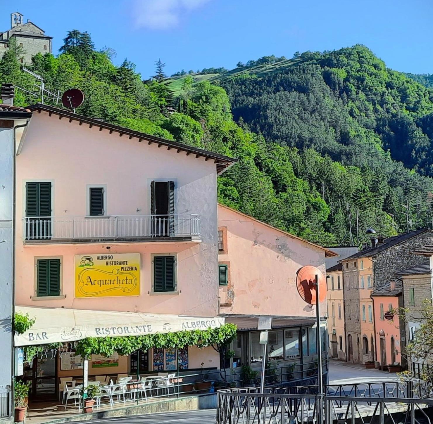 Hotel Acquacheta Valtancoli